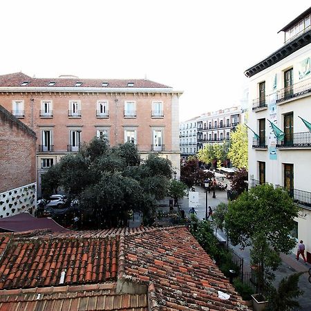 Charming Huertas Apartment Madrid Bagian luar foto